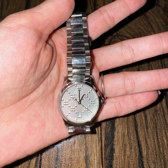 GUCCI Stainless Watch - Picture 3 of 7